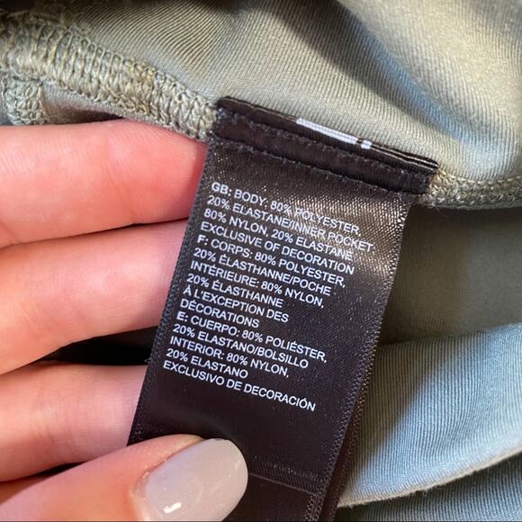 NWT The North Face Motivation Agave Green Shorts - Picture 5 of 6